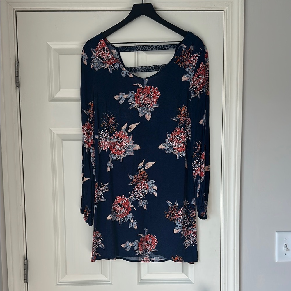 Xhilaration Navy Floral Open Sleeve Dress